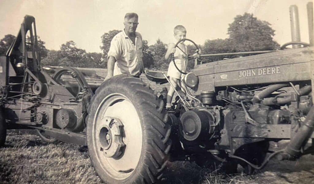 Jim Sheehan ’74 (right)